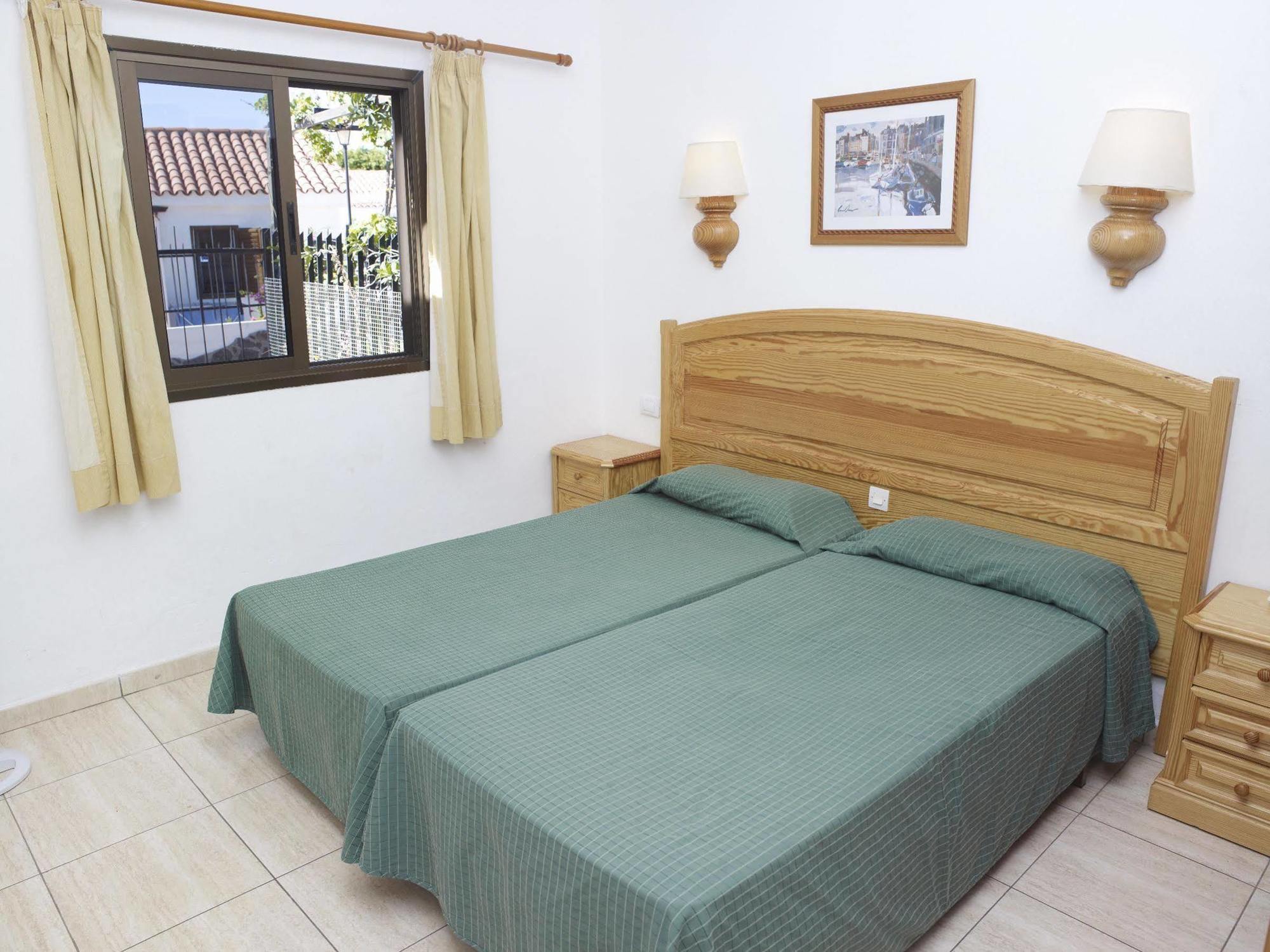 Santa Clara Bungalows Плая дел Инглес Екстериор снимка
